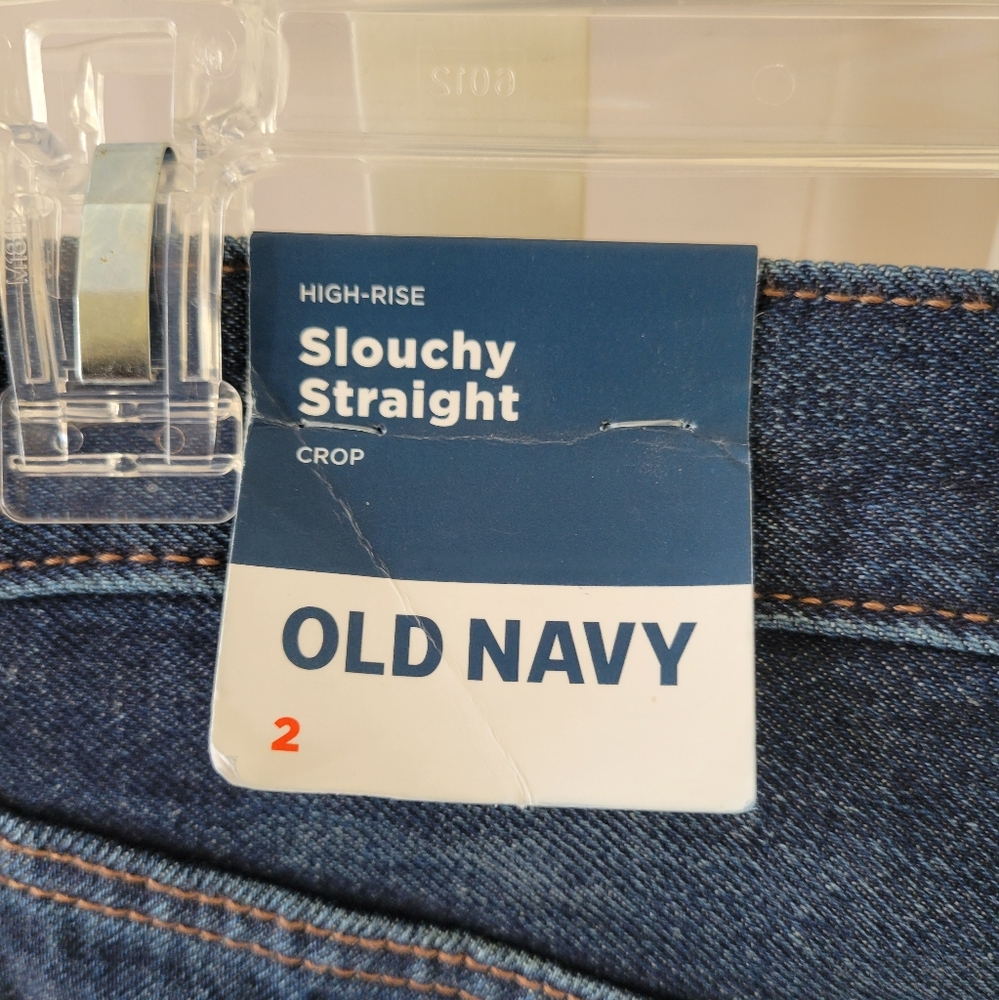 Old Navy Women's High-Rise Slouchy Straight Jeans - Picture 6 of 7